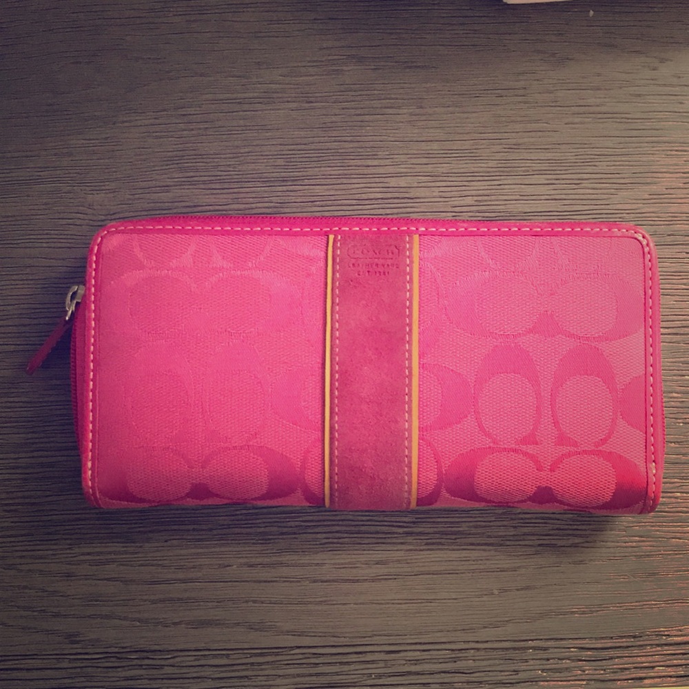 Coach wallet